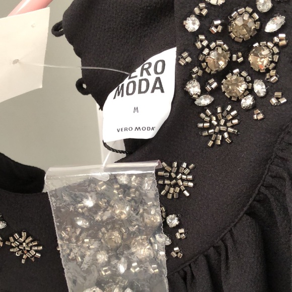 NWT Vero Moda Jewel Shirt size medium - Picture 3 of 4